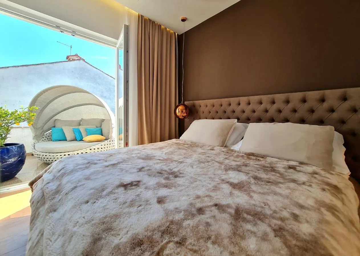 New!!! 2024 Marea Apartments With Xxl Sunny Terrace Poreč